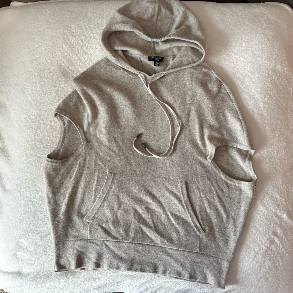Saks Fifth Avenue Women’s Tan Sleeveless Hoodie Cashmere Sweater